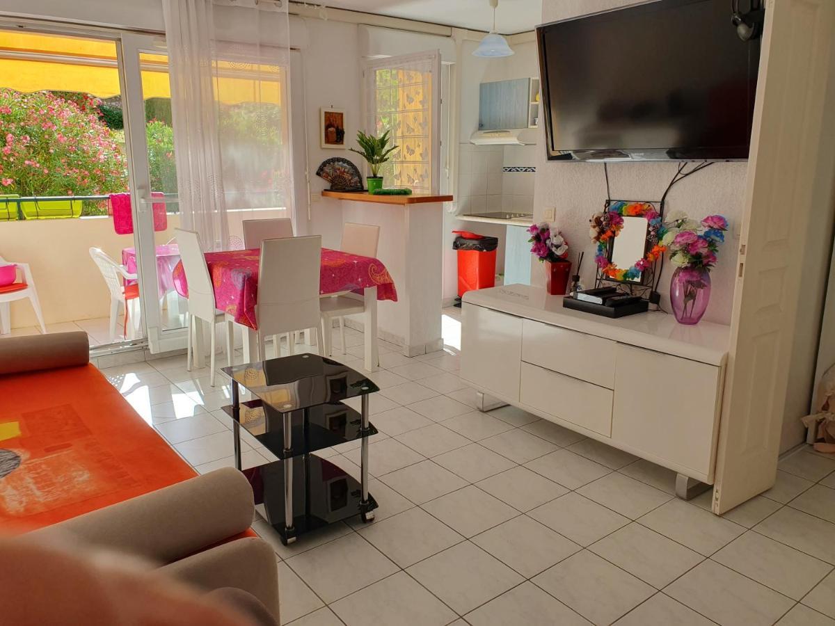 Appartement Yoyo. Menton Buitenkant foto